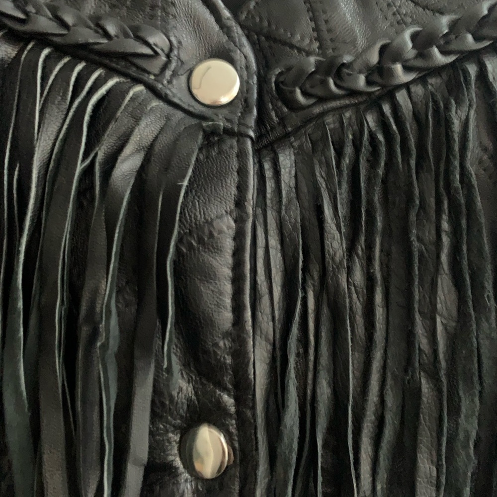 Genuine Leather Women's Fringe Vest - Picture 5 of 15